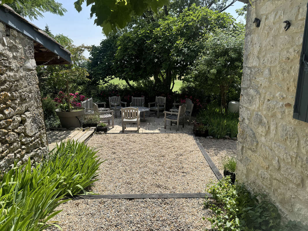 Maison à TOUFFAILLES