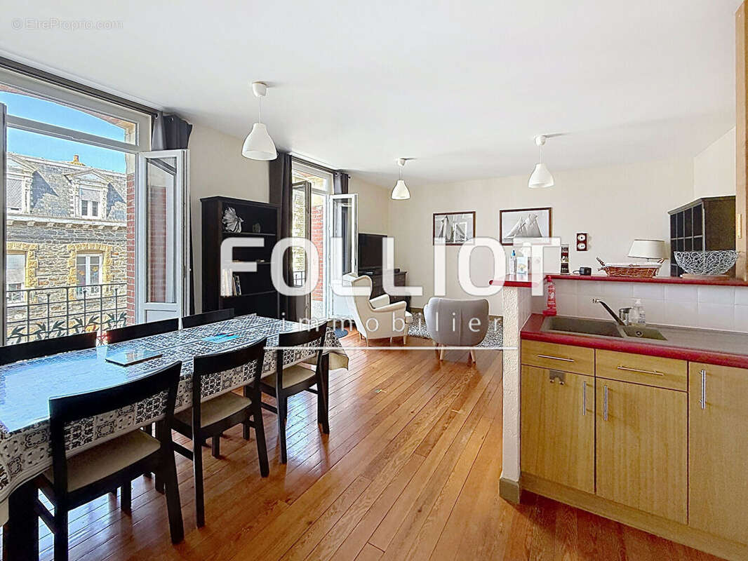 Appartement 4 pièces à vendre à Granville - Réf 146712 - photo 2