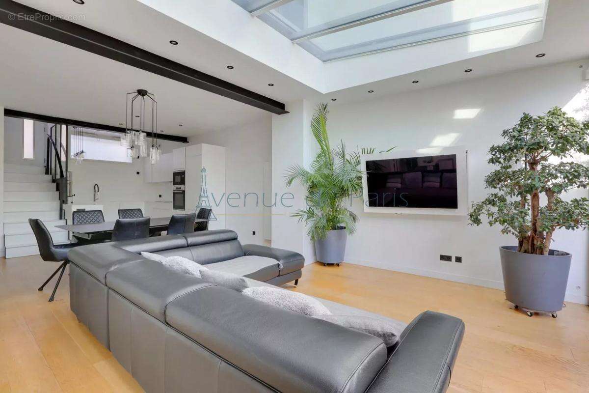 Appartement à SURESNES