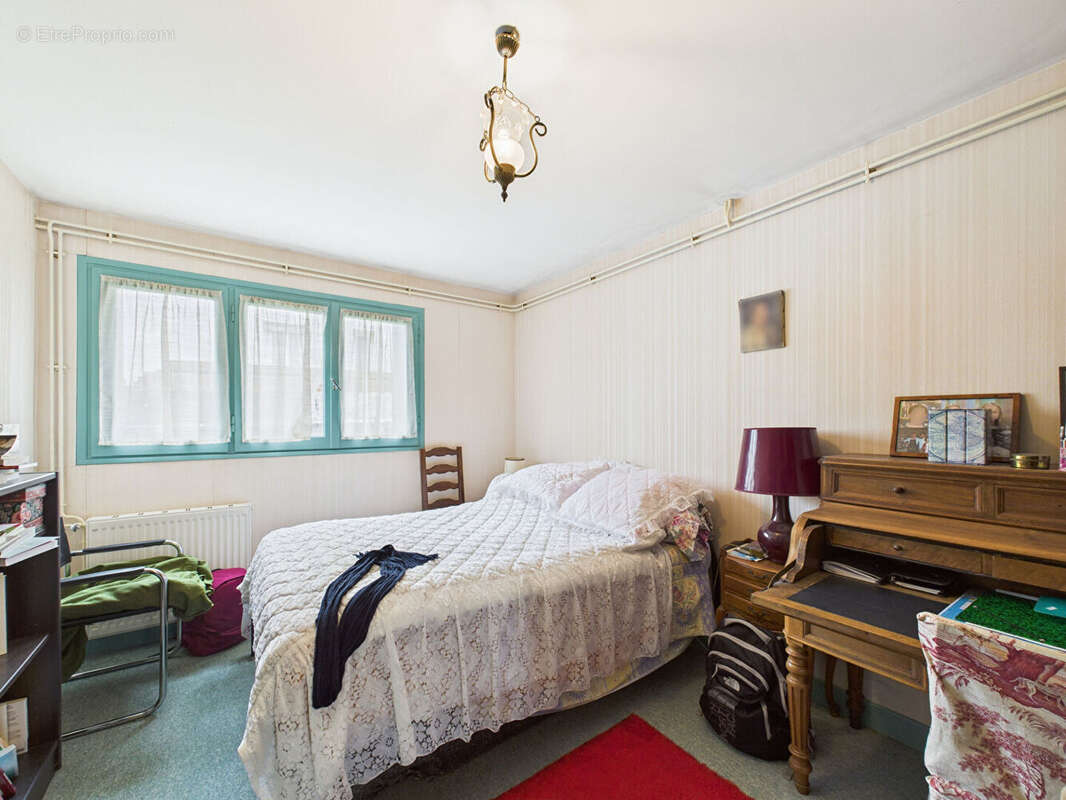 Maison à SAINT-ELOY-LES-MINES