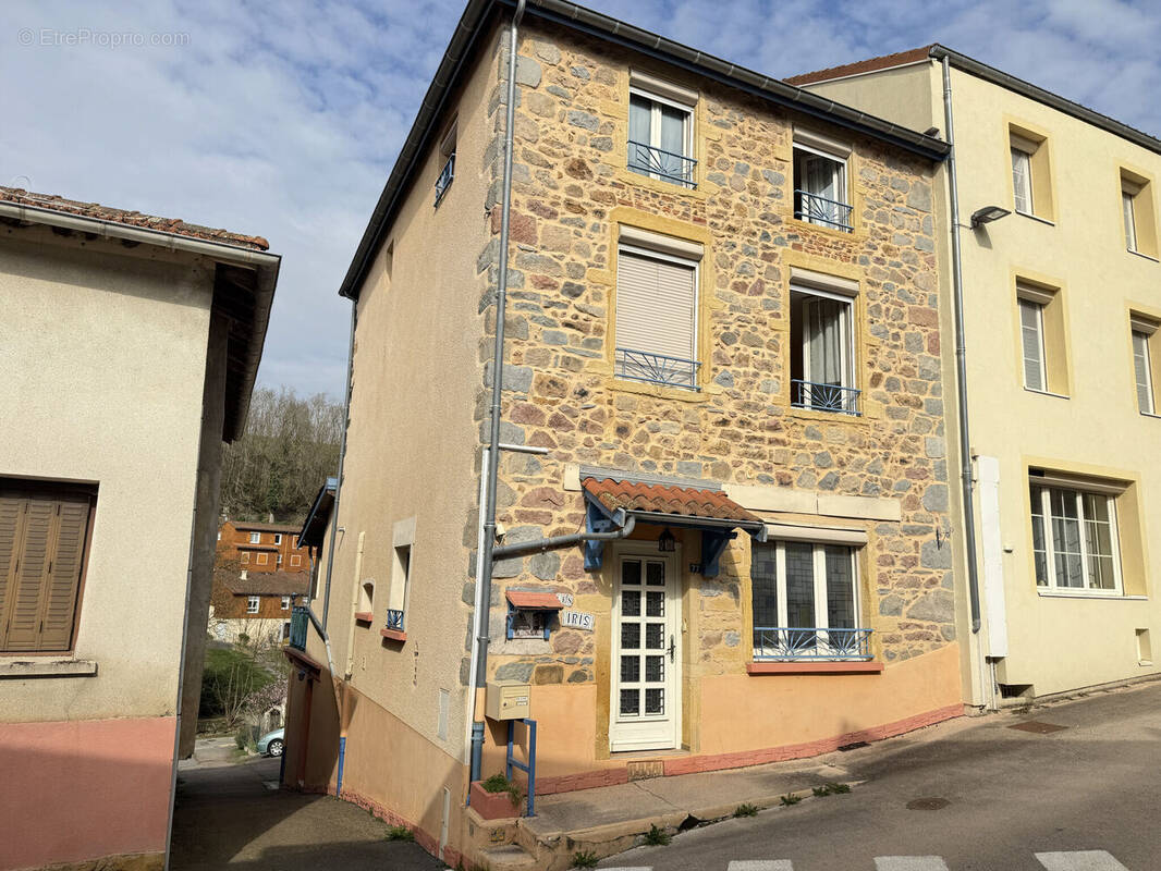 Photo 1 - Maison à AMPLEPUIS