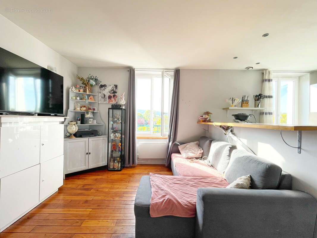 Appartement à GRIGNY