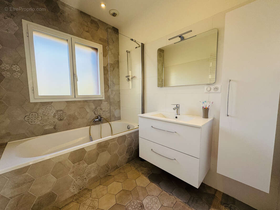 Maison à SAINT-RAPHAEL