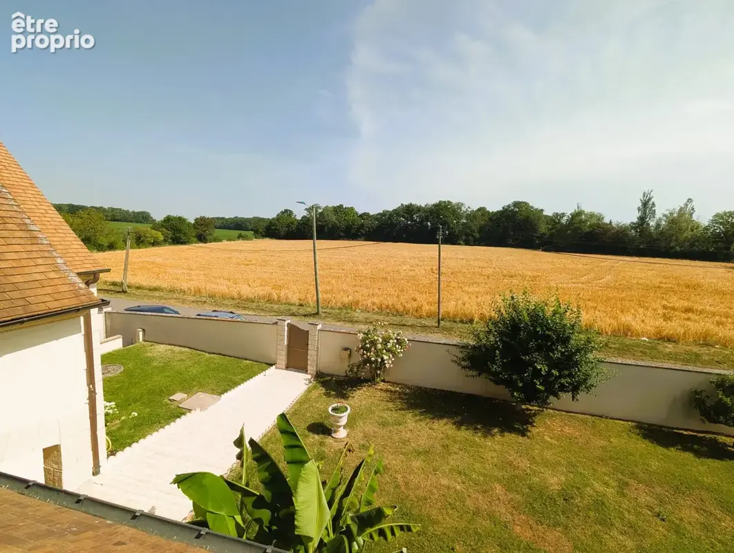 Maison 340 m² à Favrieux  - photo 4