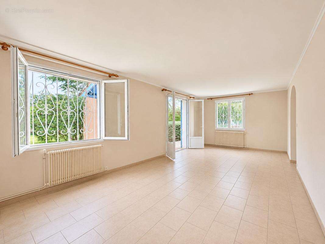 Maison 96 m² à Villeneuve-Les-Avignon  - photo 4