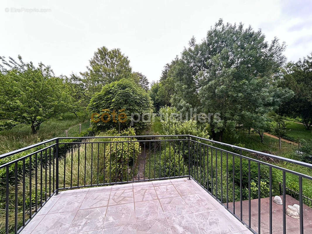 Appartement à VILLENEUVE-SAINT-GEORGES