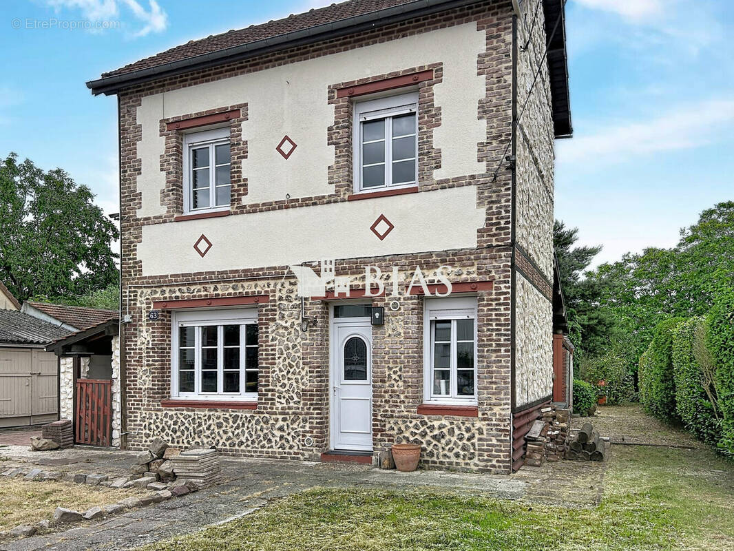 Maison à CLEON