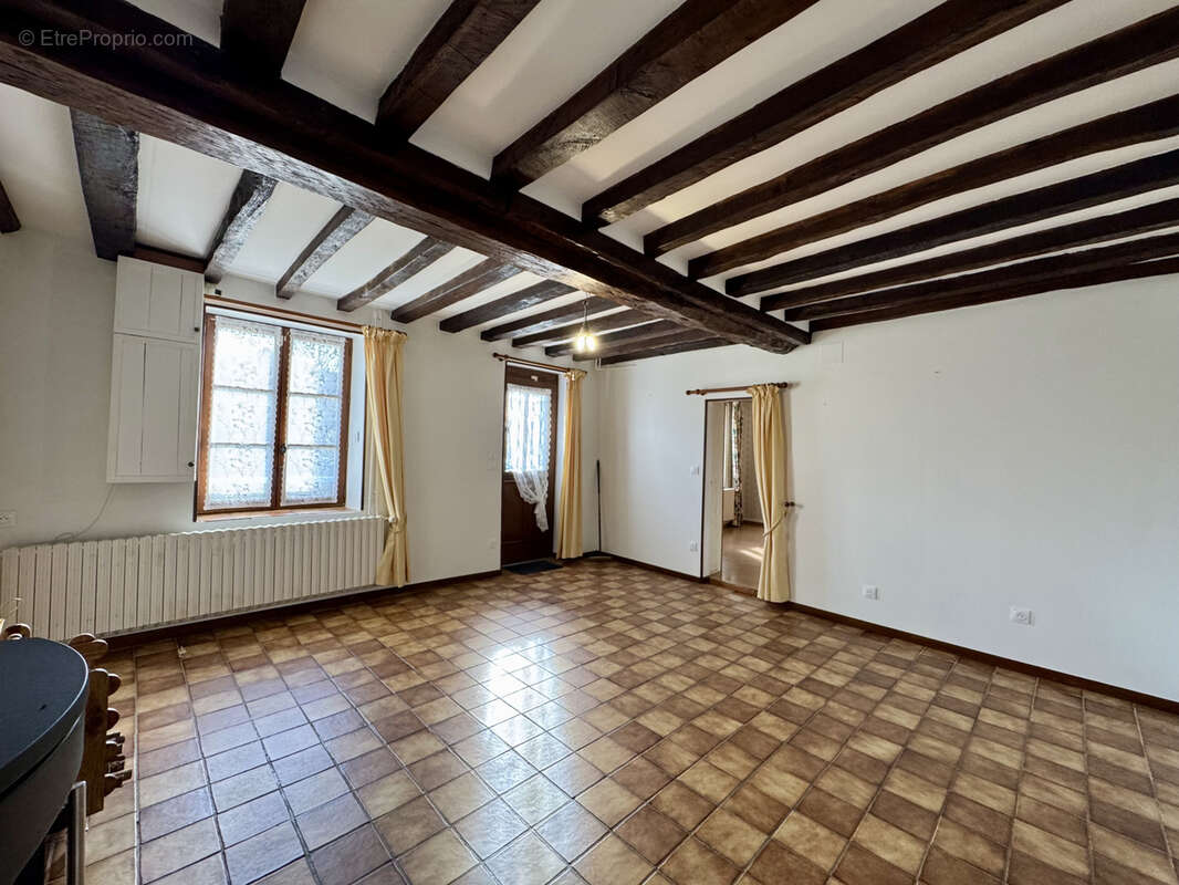 Maison à COULOMMIERS