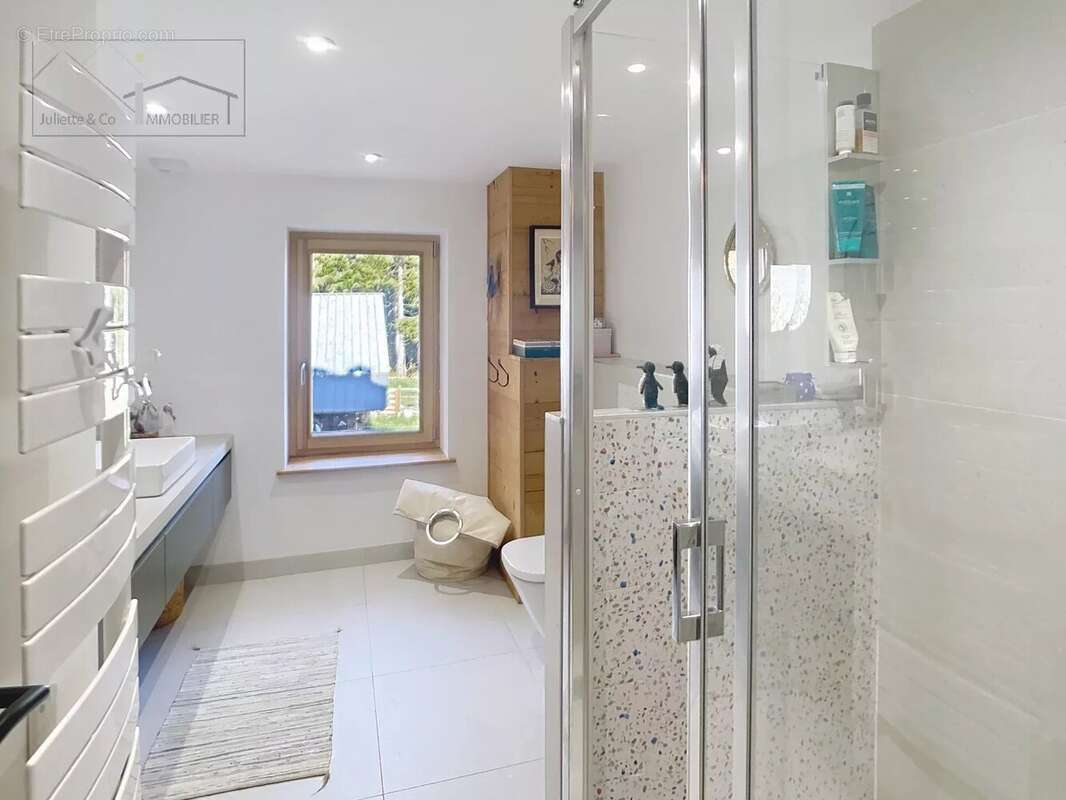 Maison à LES HOUCHES