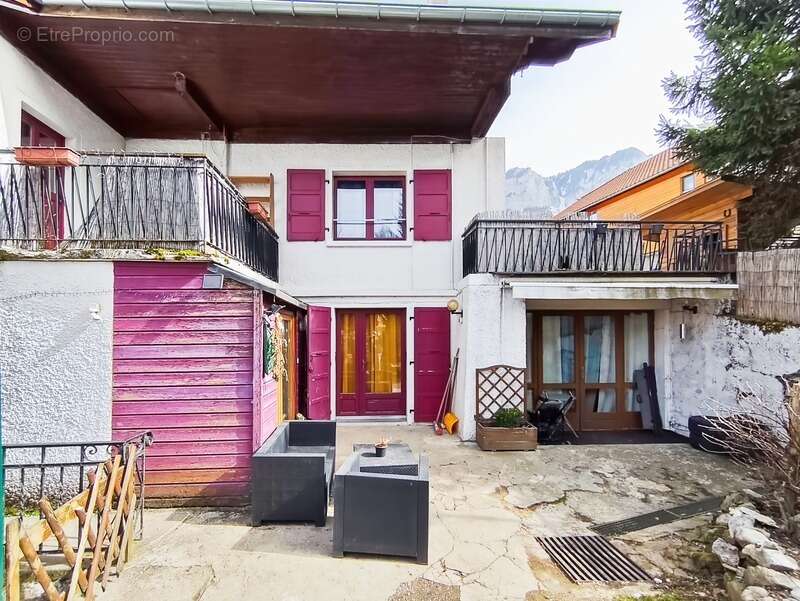 Appartement à EVIAN-LES-BAINS