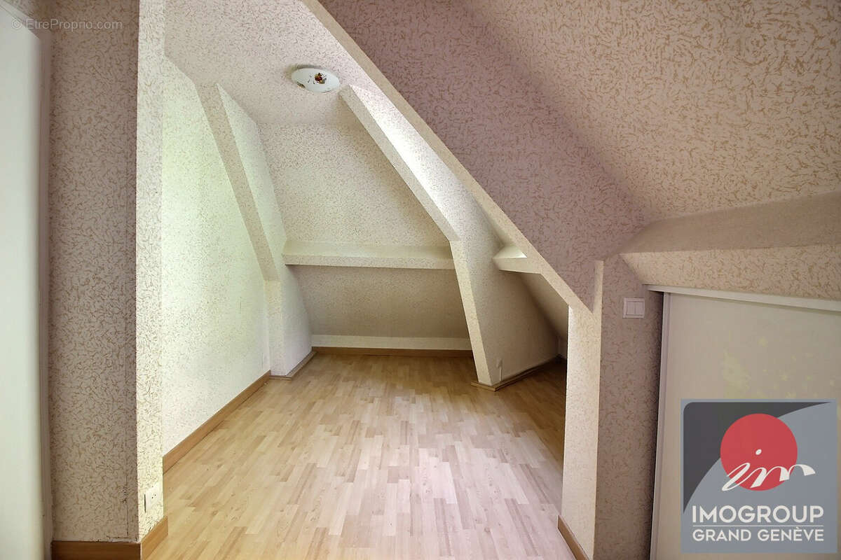 Maison à DIVONNE-LES-BAINS