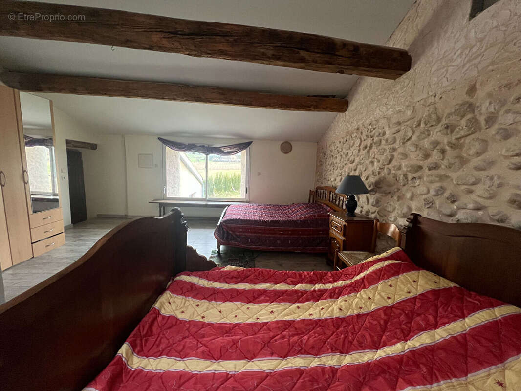 Maison à SALIGNAC