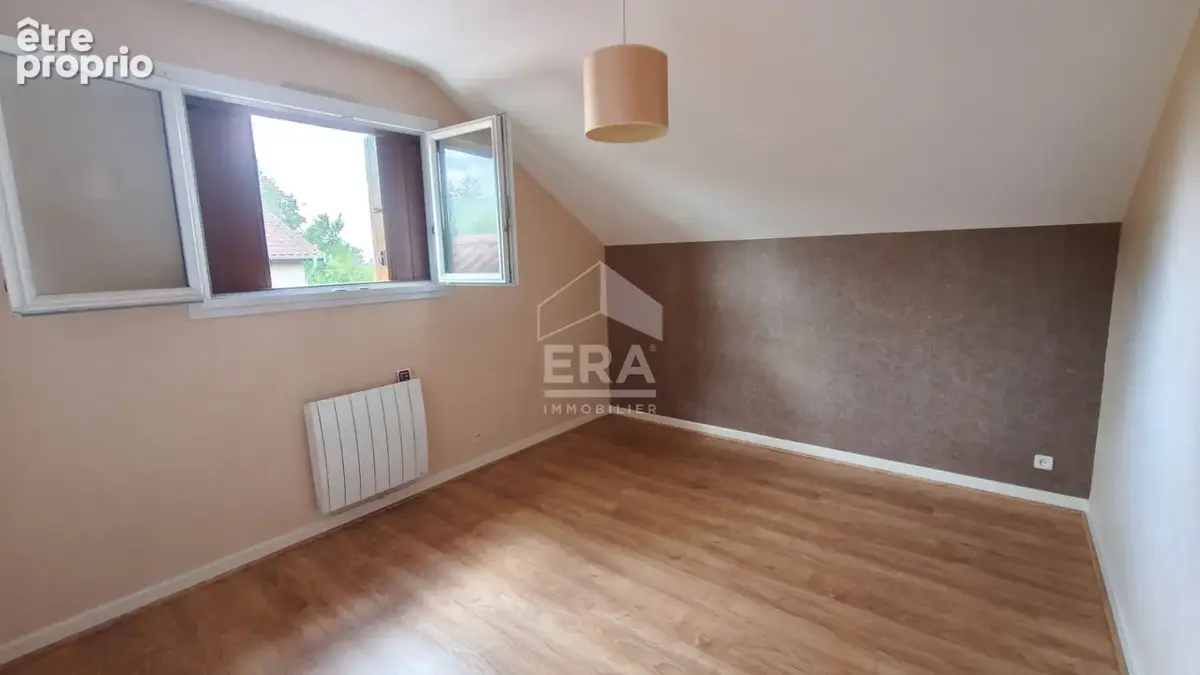 Maison 148m² à saint-denis-lès-bourg - photo 12