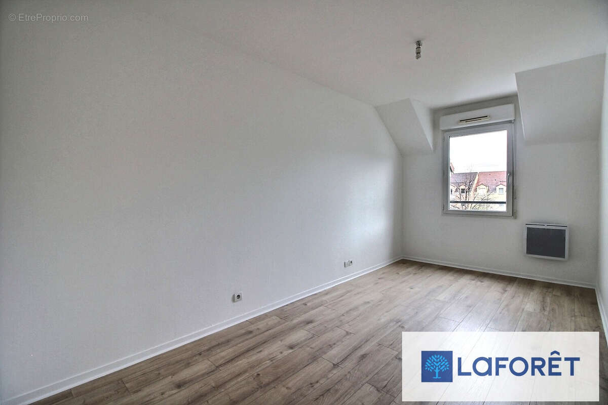 Appartement à GRIGNY