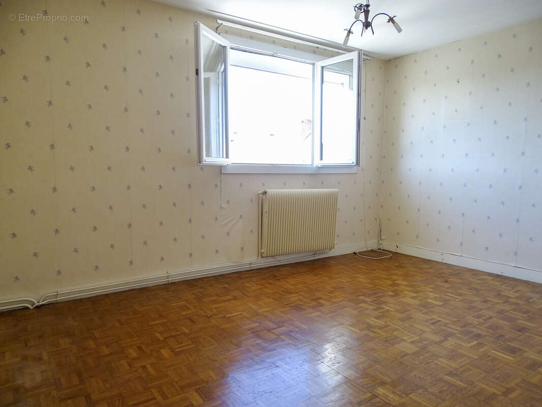 Maison à CHATRES-SUR-CHER