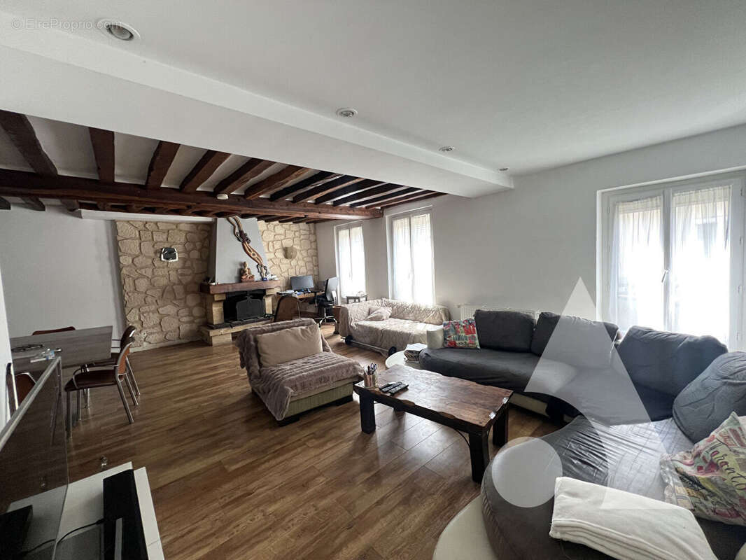 Maison avec local commercial - centre ville de nanteuil le haudouin - photo 2