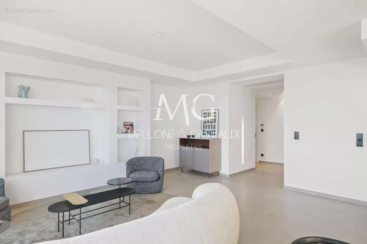Cannes centre – penthouse d’exception – roof top – vue mer panoramique – 117 m² – 2 parkings - photo 27