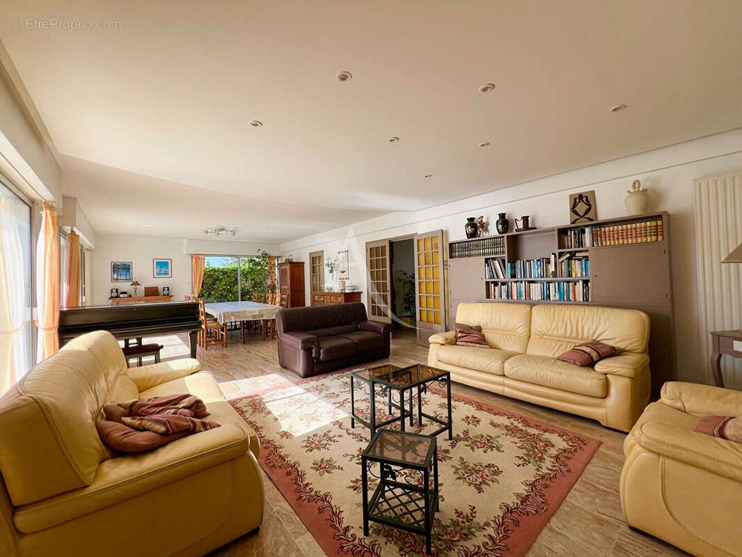 Maison à SAINT-VINCENT-SUR-JARD