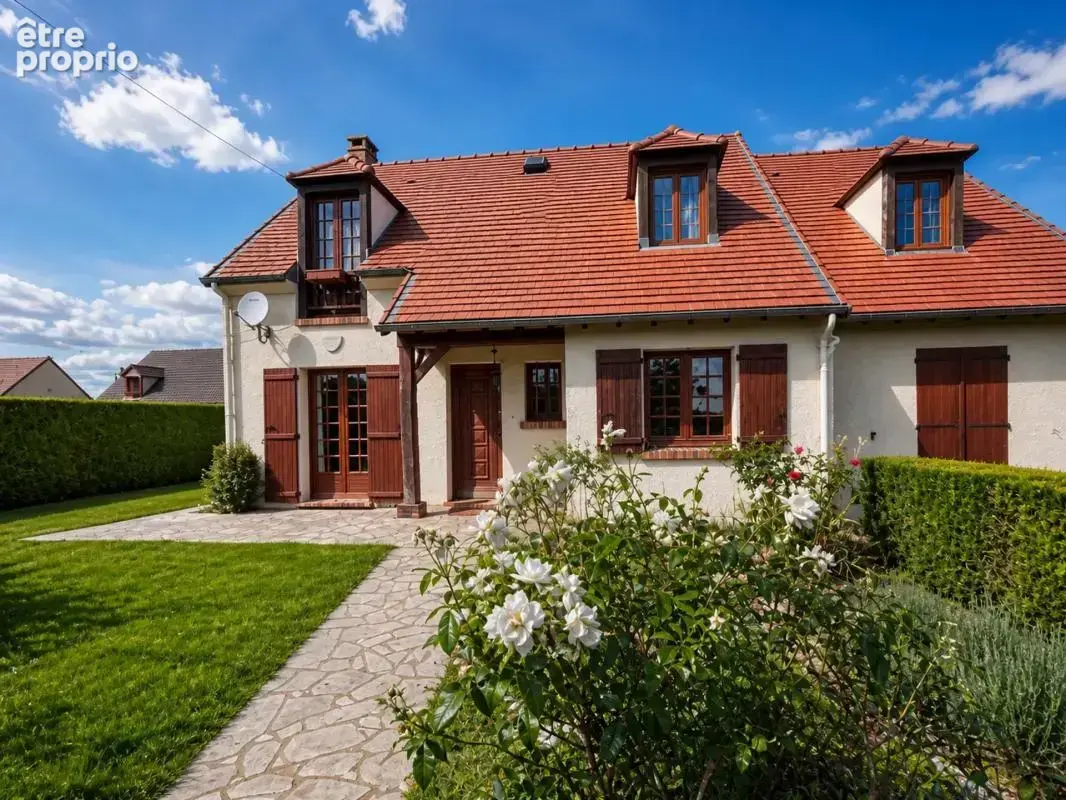 Maison à GARANCIERES