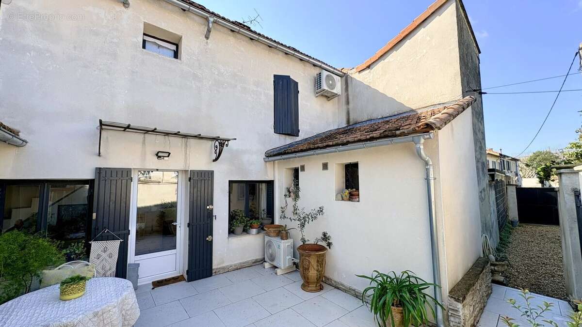 Maison à AVIGNON