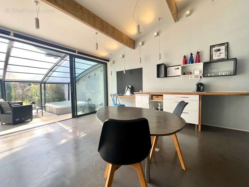 Maison à SAINT-LAURENT-D&#039;AIGOUZE