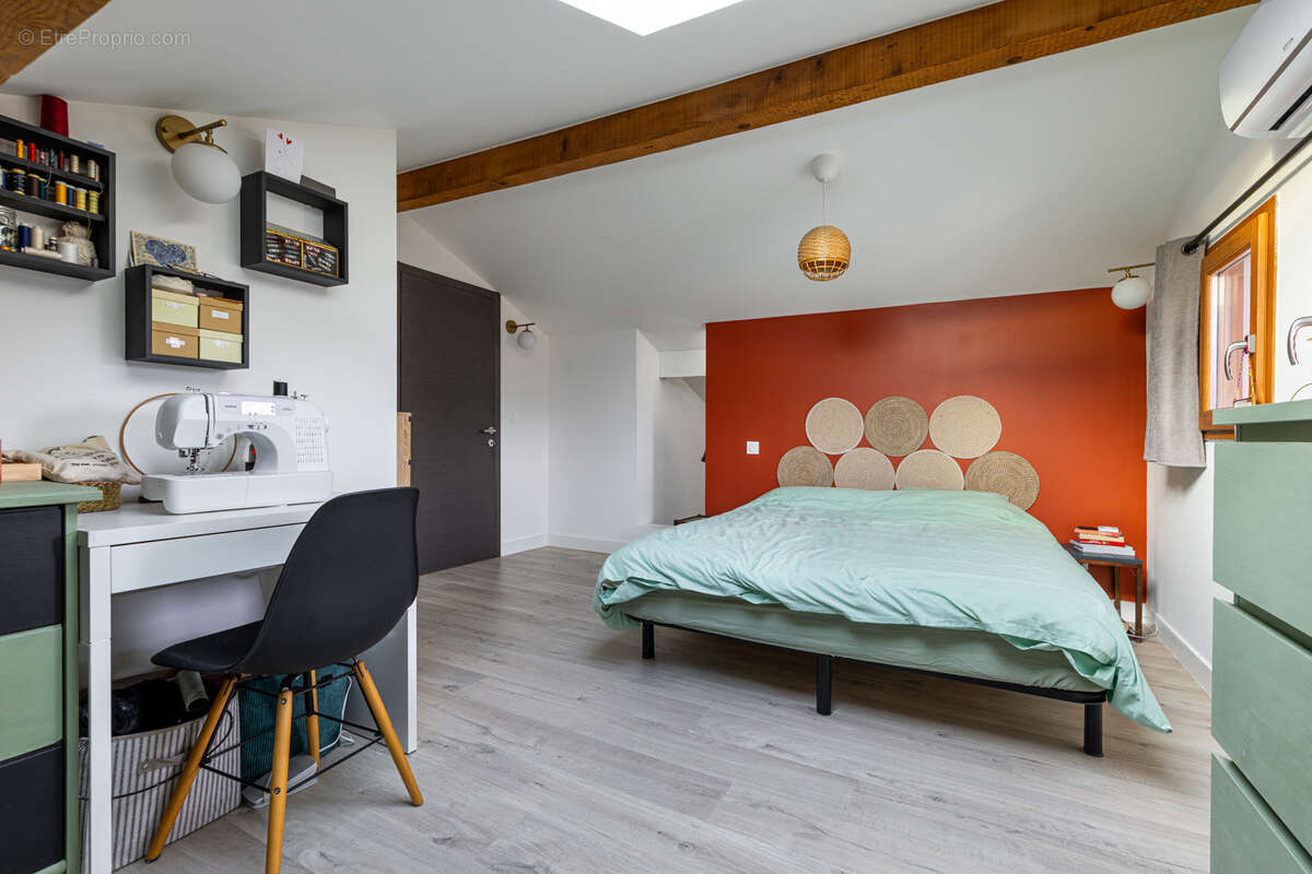 (76 m2 au sol) poisy t3 avec jardin - photo 12