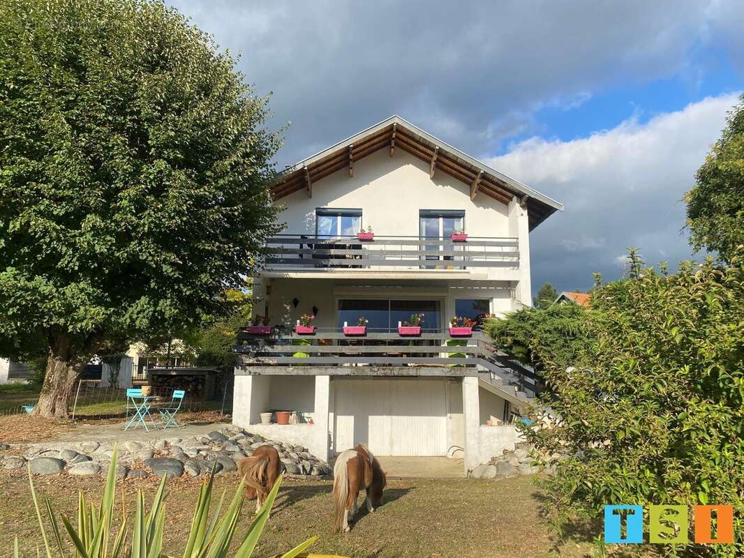 Maison à SAINT-LAURENT-DE-NESTE