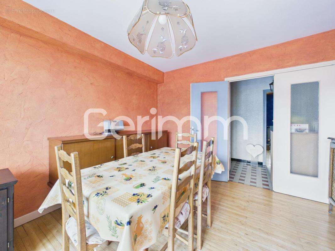 Appartement à SASSENAGE