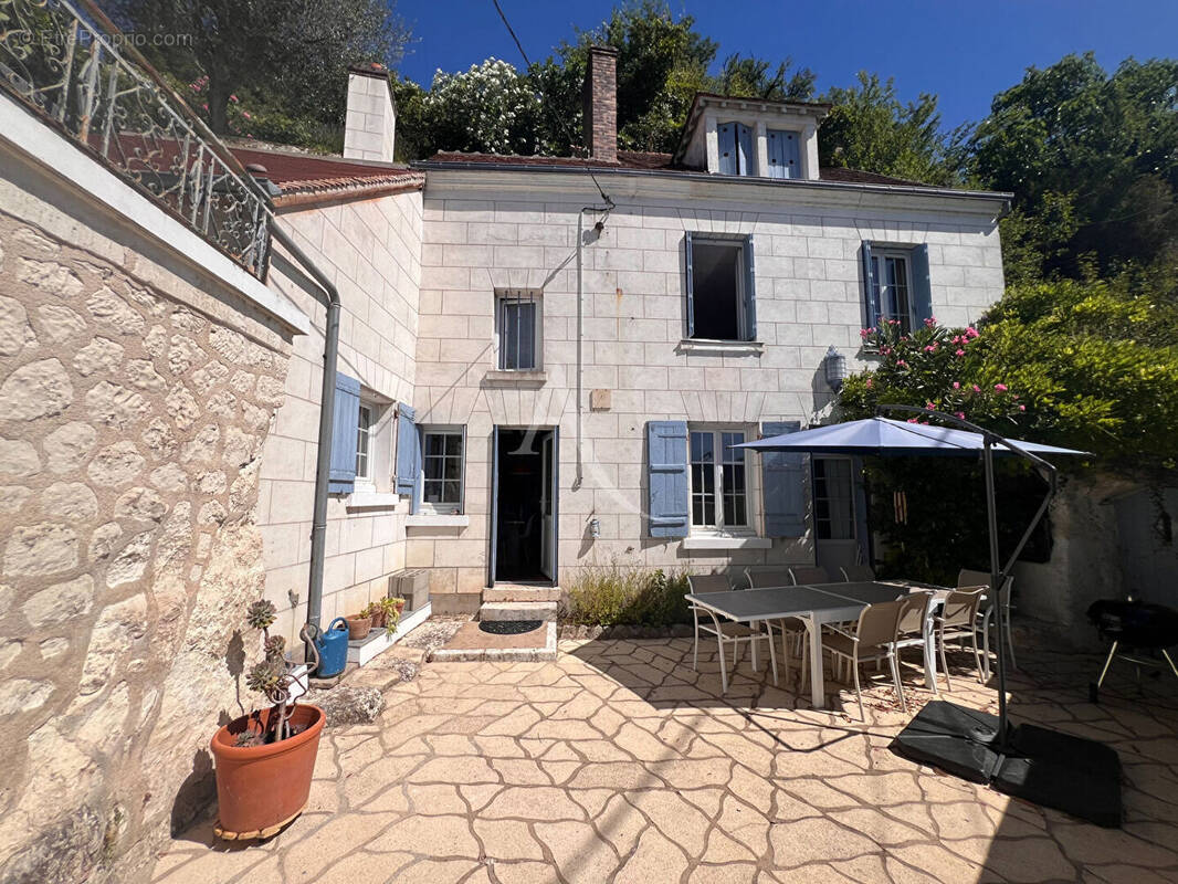 Maison à MONTRICHARD