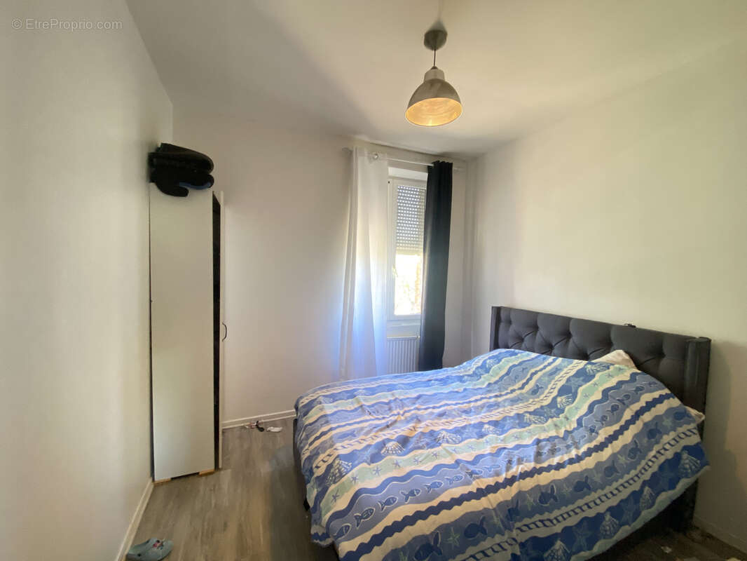 Appartement à ROCHE-LA-MOLIERE