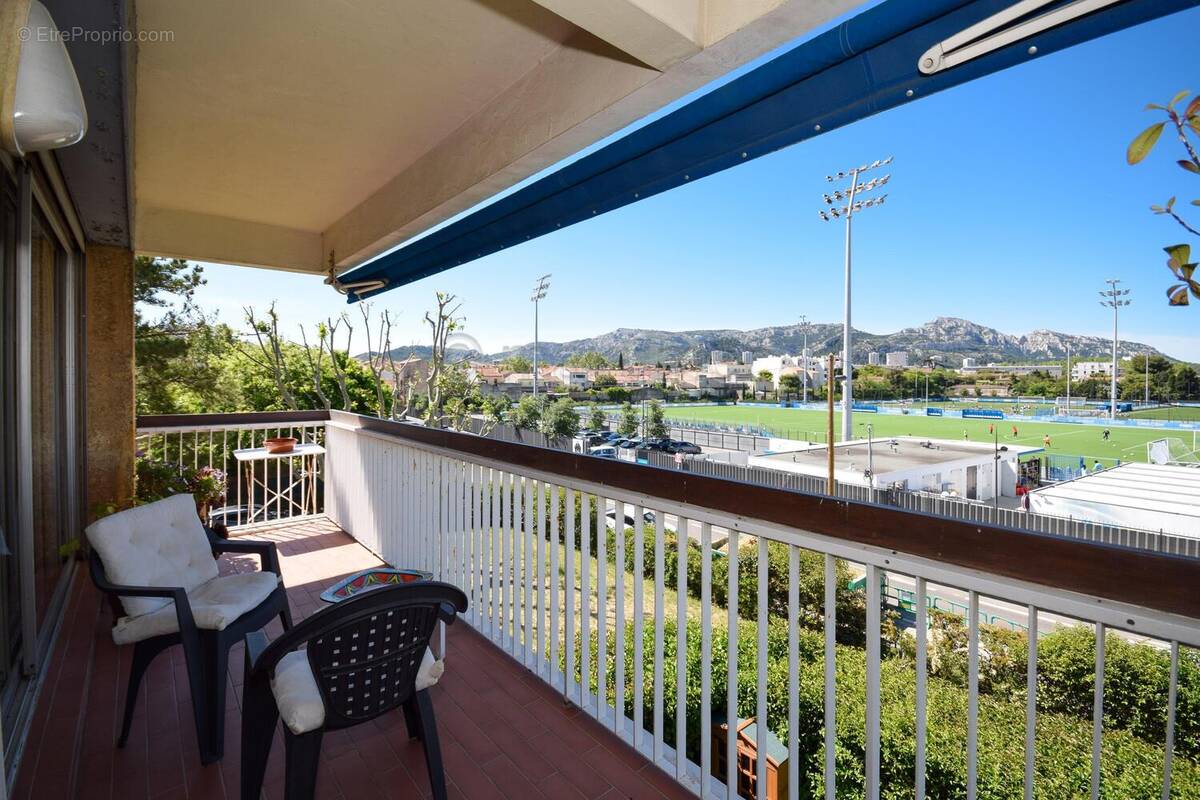 Appartement T3 avec terrasse et box Mazargues/ St Anne 13009 Marseille n°4 - Appartement à MARSEILLE-9E