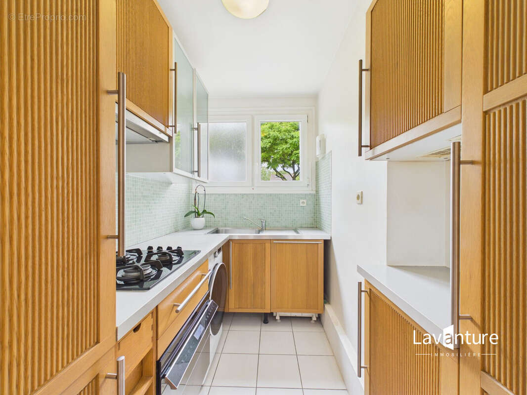 Cuisine - Appartement à SCEAUX