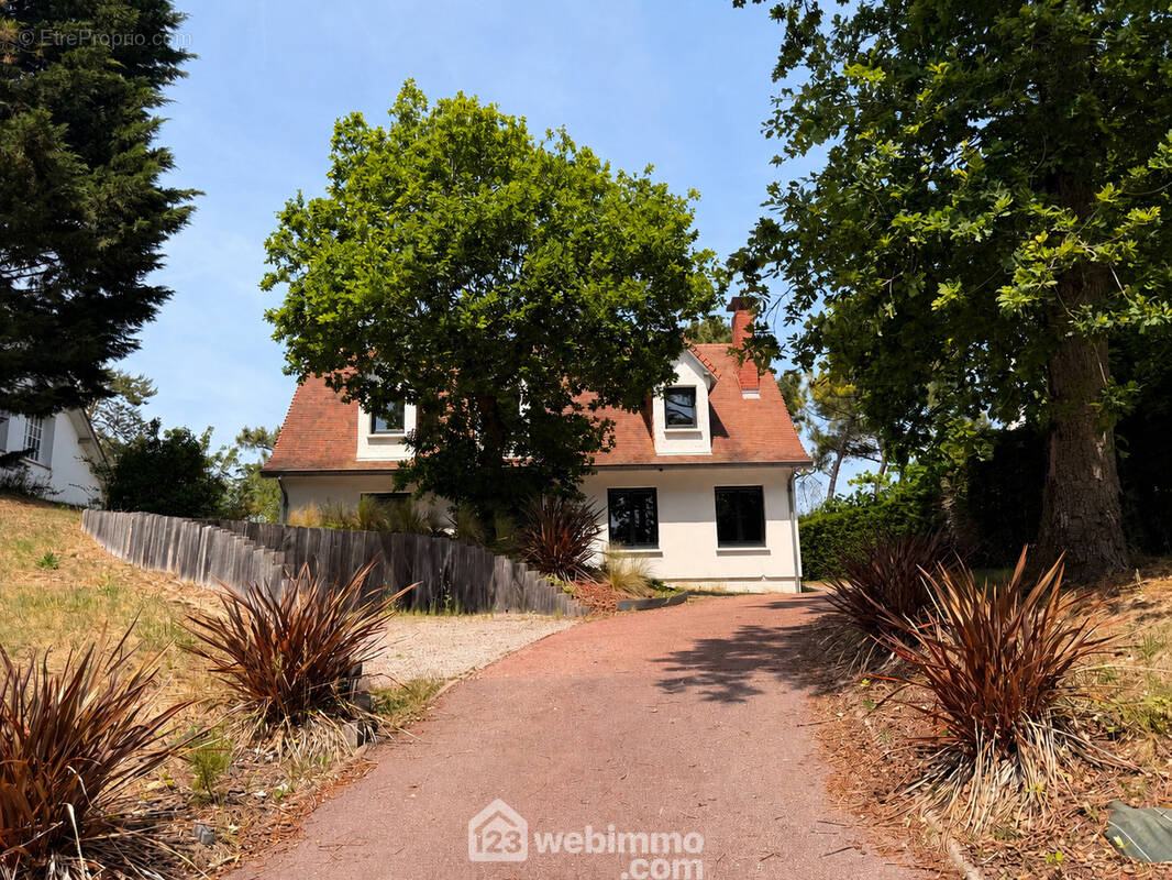 Laissez-vous séduire par cette somptueuse propriété aux prestations remarquables - Maison à LE TOUQUET-PARIS-PLAGE