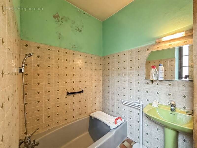 Maison à COURRENSAN