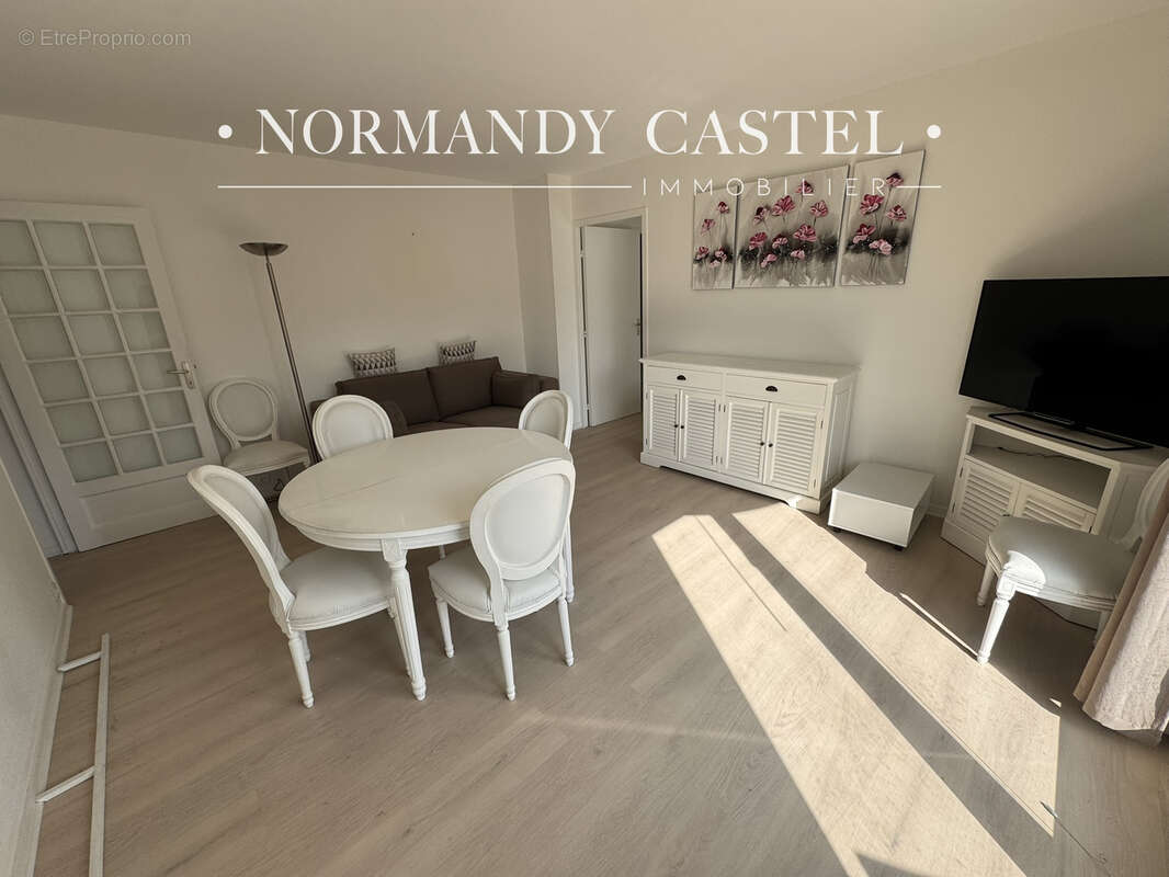 Appartement à TROUVILLE-SUR-MER