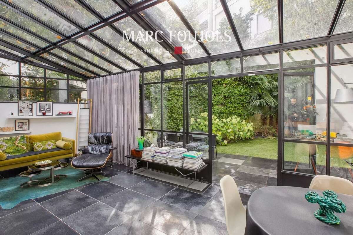 Maison à NEUILLY-SUR-SEINE