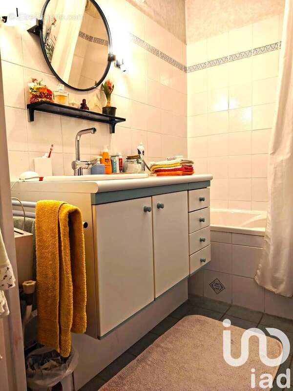 Photo 8 - Appartement à UNIEUX