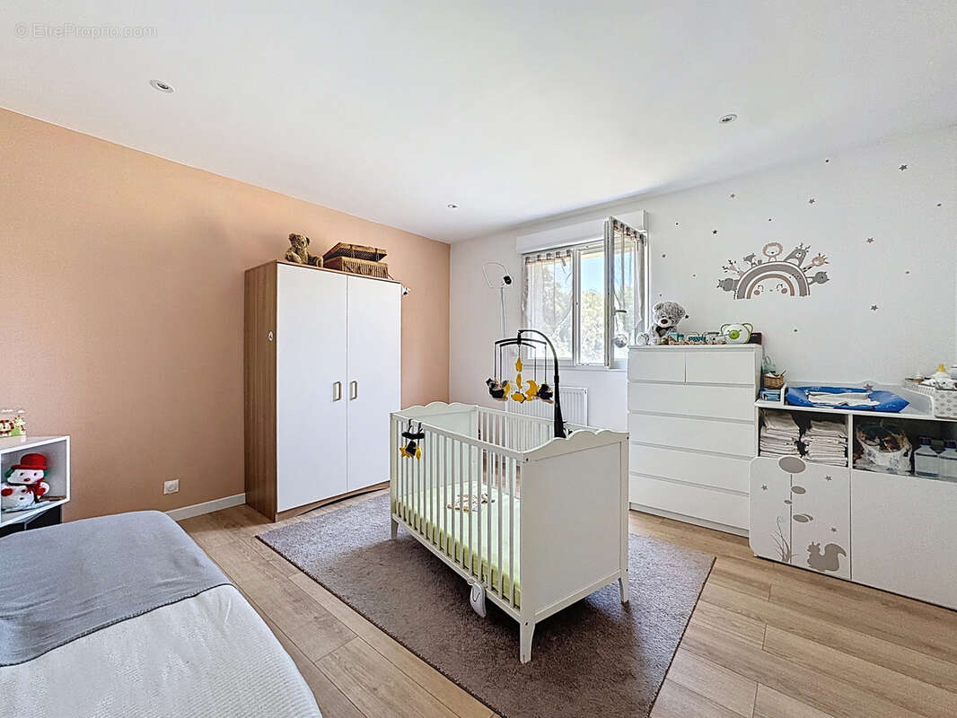 Maison à MONTIGNY-SUR-VESLE