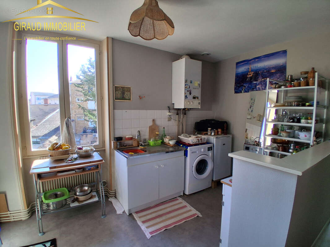 Appartement à CHARLIEU