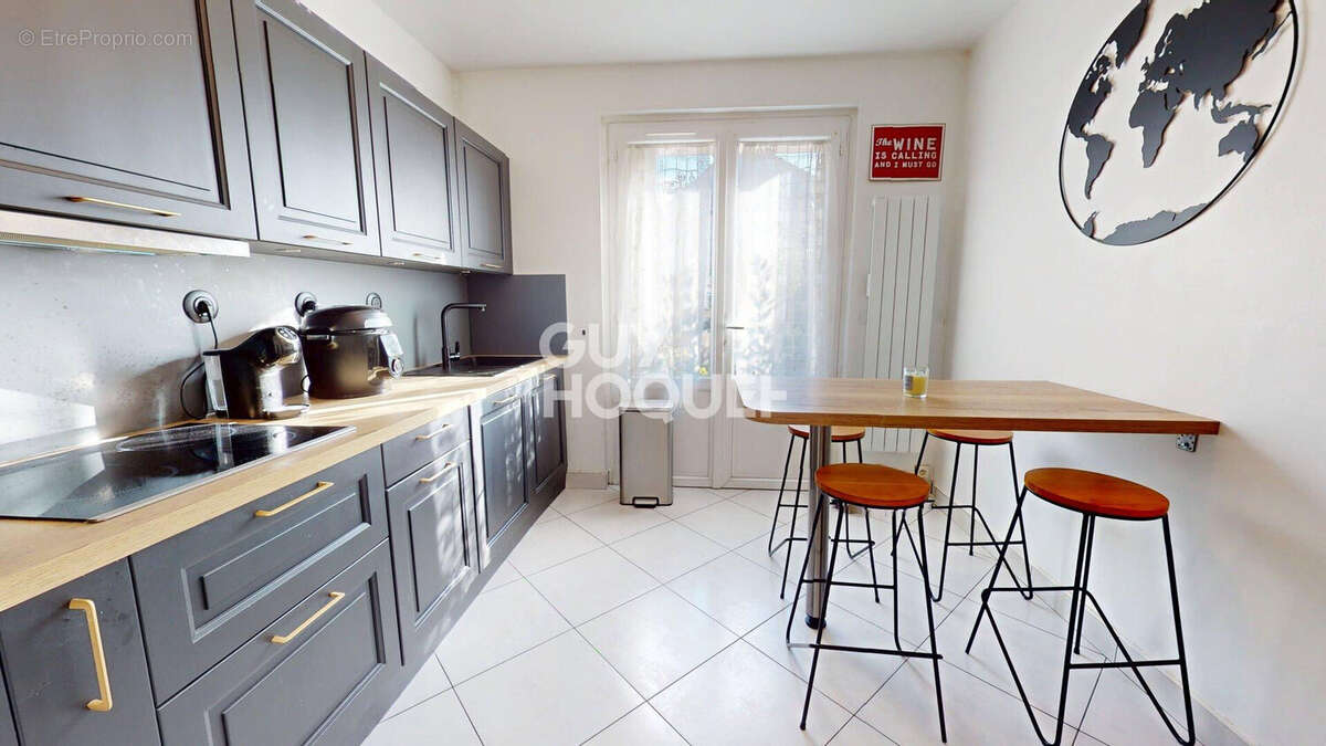 Appartement à FORGES-LES-BAINS