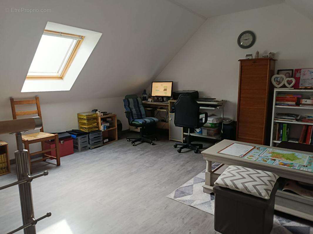 Maison à CARHAIX-PLOUGUER