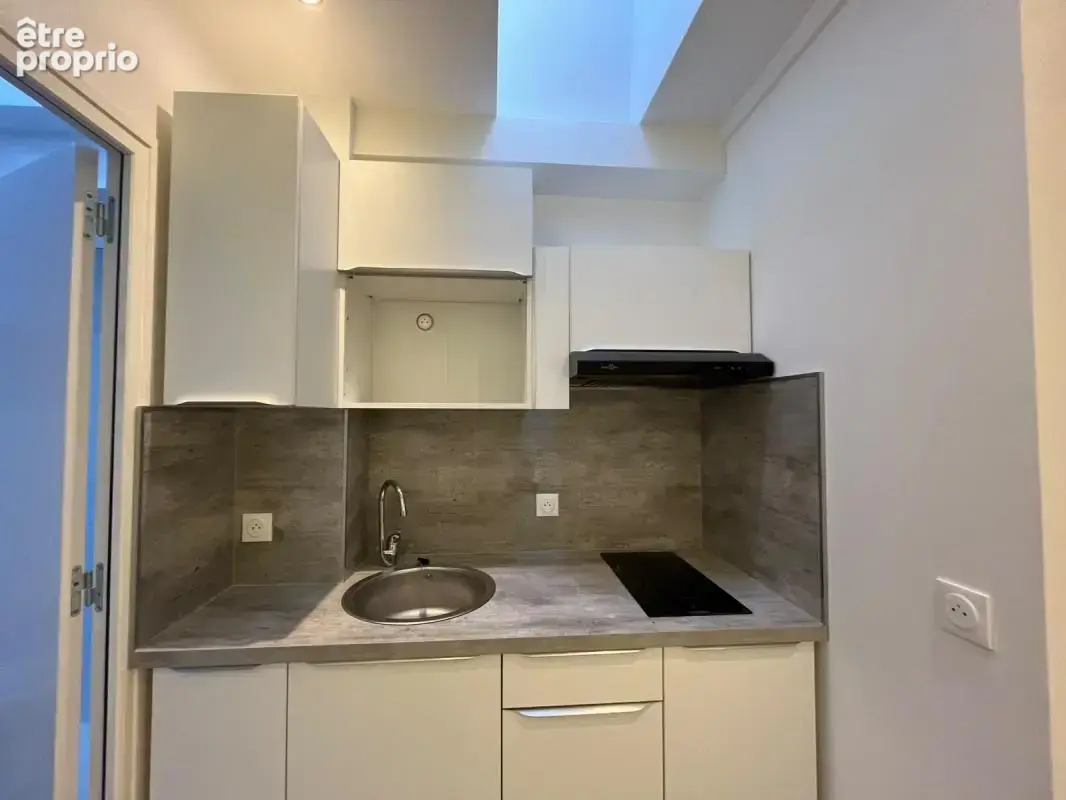 Studio 21,7 m² – RDC – Saint-Ouen – Idéal Profession Libérale (Avocat, Expert-Comptable...) - photo 2