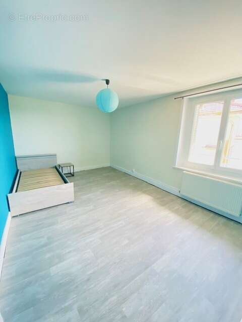 Maison à PANISSIERES