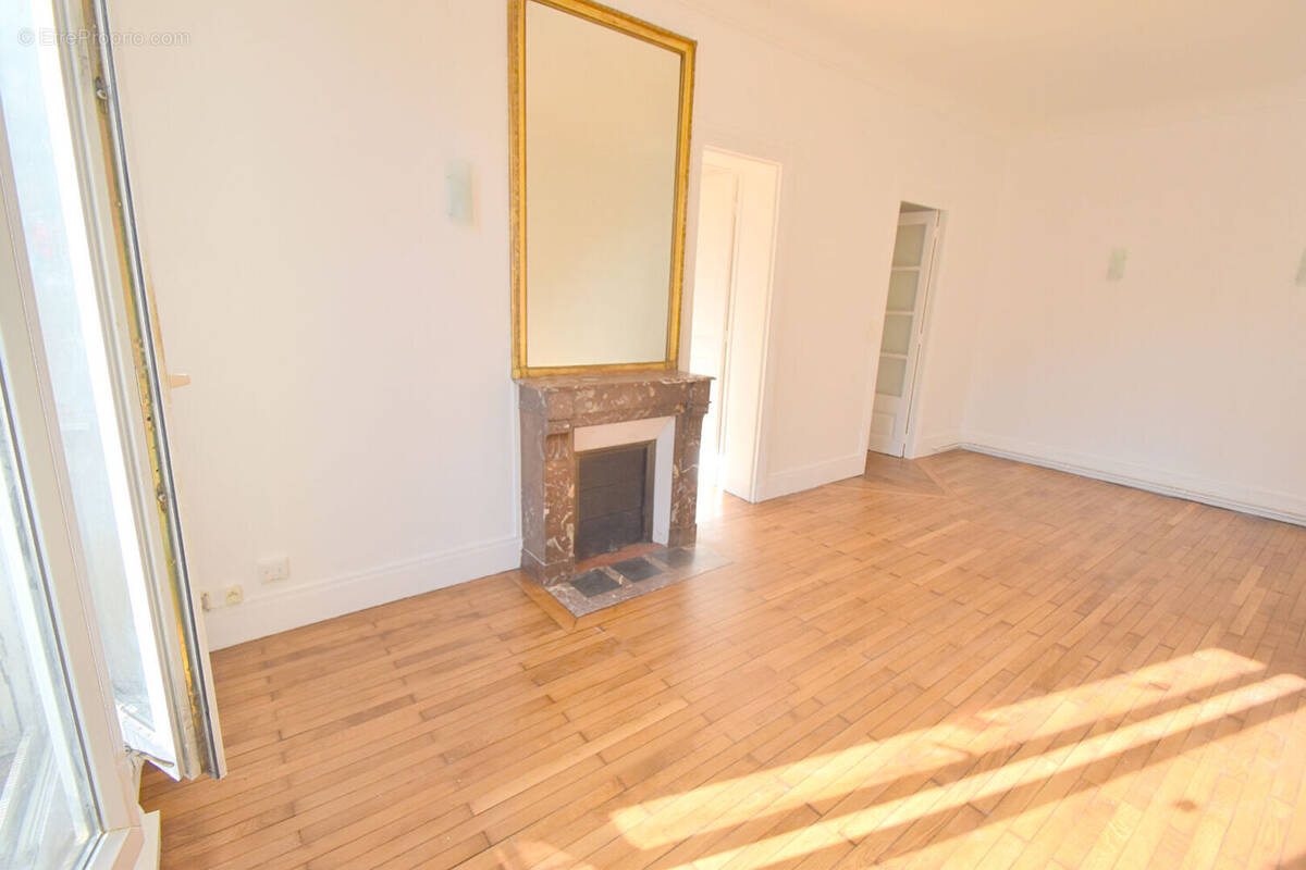 Appartement à BOULOGNE-BILLANCOURT