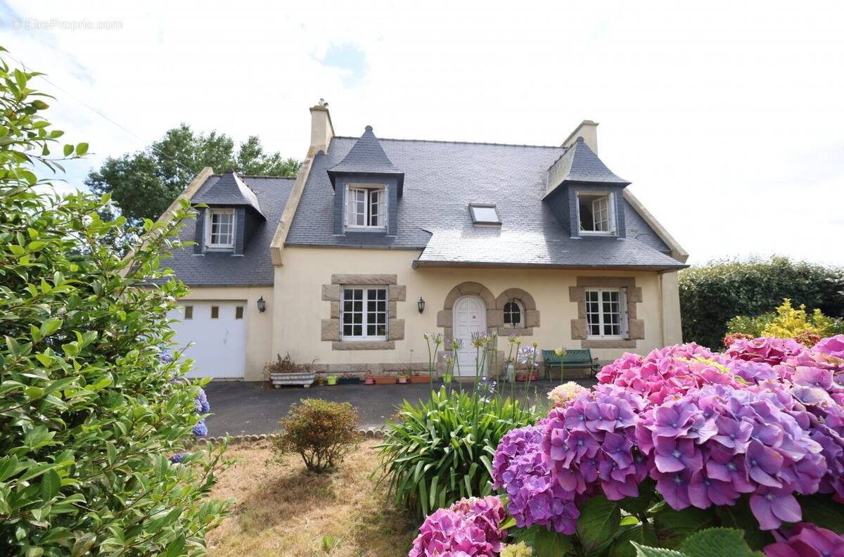 Maison à SIBIRIL