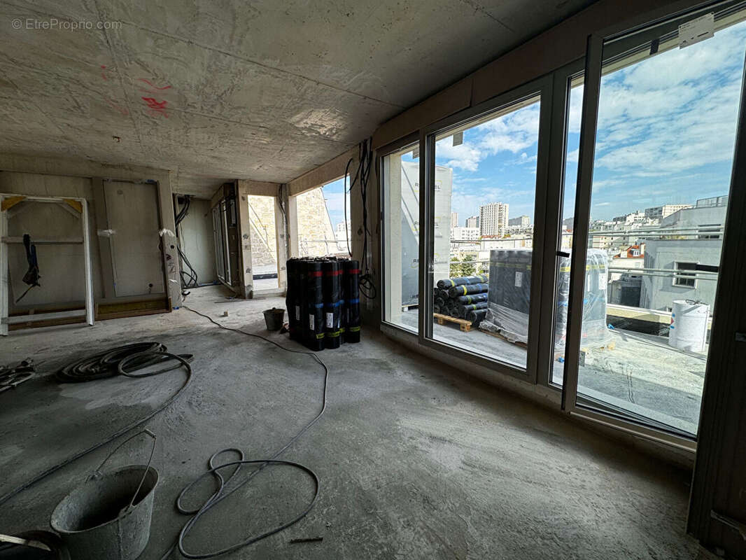 Appartement à PARIS-20E