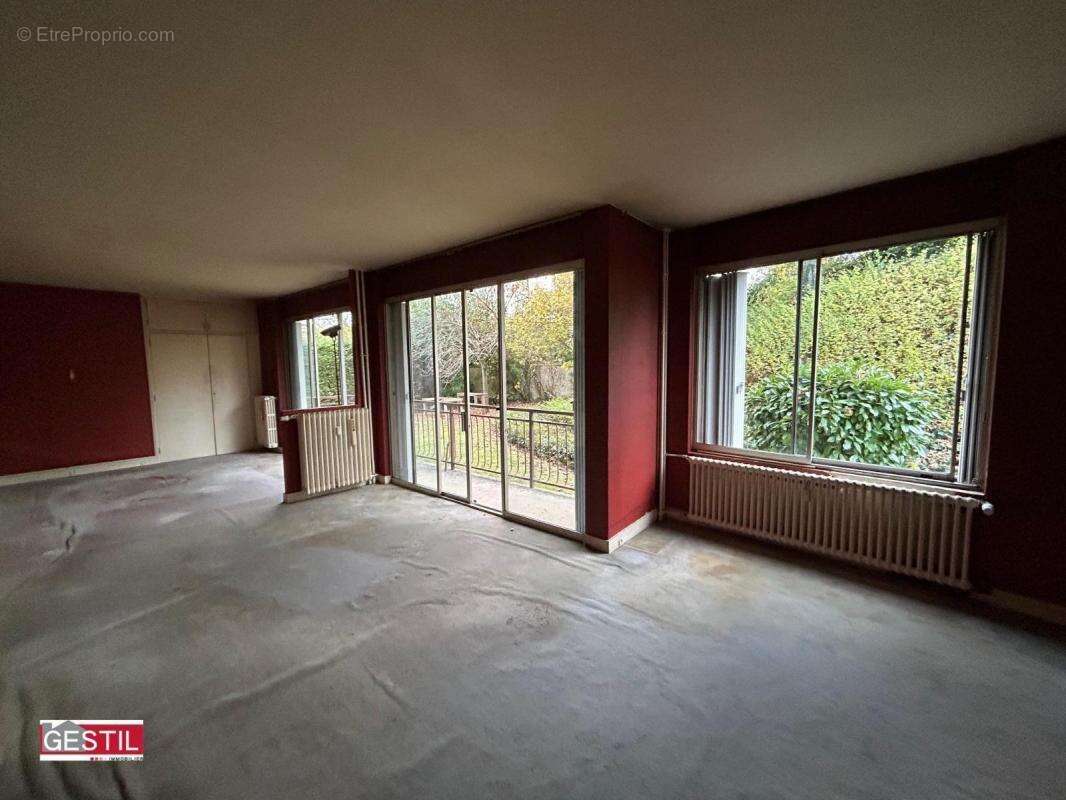 Appartement à PONTOISE