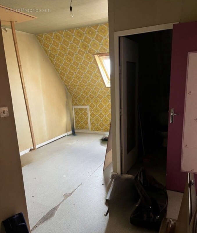 Maison à ANZIN-SAINT-AUBIN