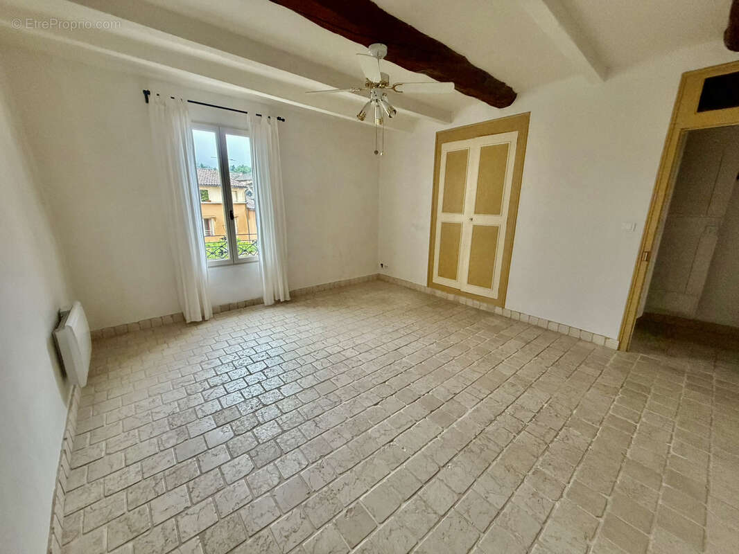 Maison à MALAUCENE