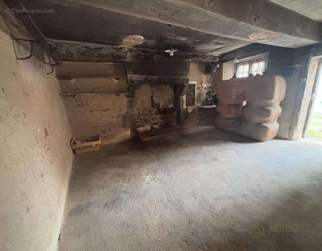 Maison 71 m² à Cressat  - photo 16